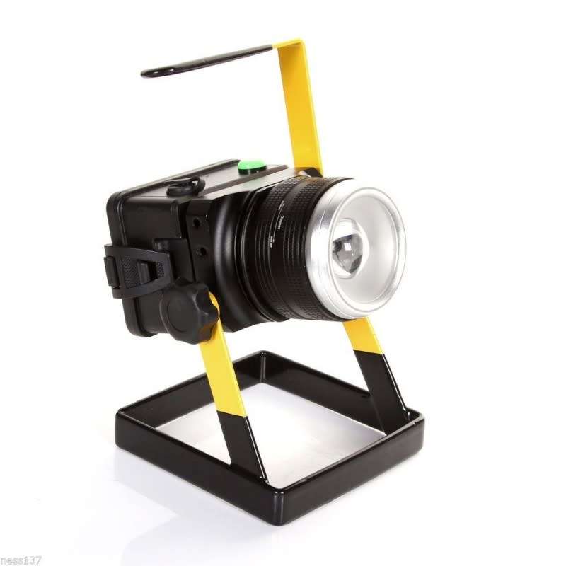 Crazy R1 Start! LED spotlight with light focusing function Rechargeable Led Floodlight
